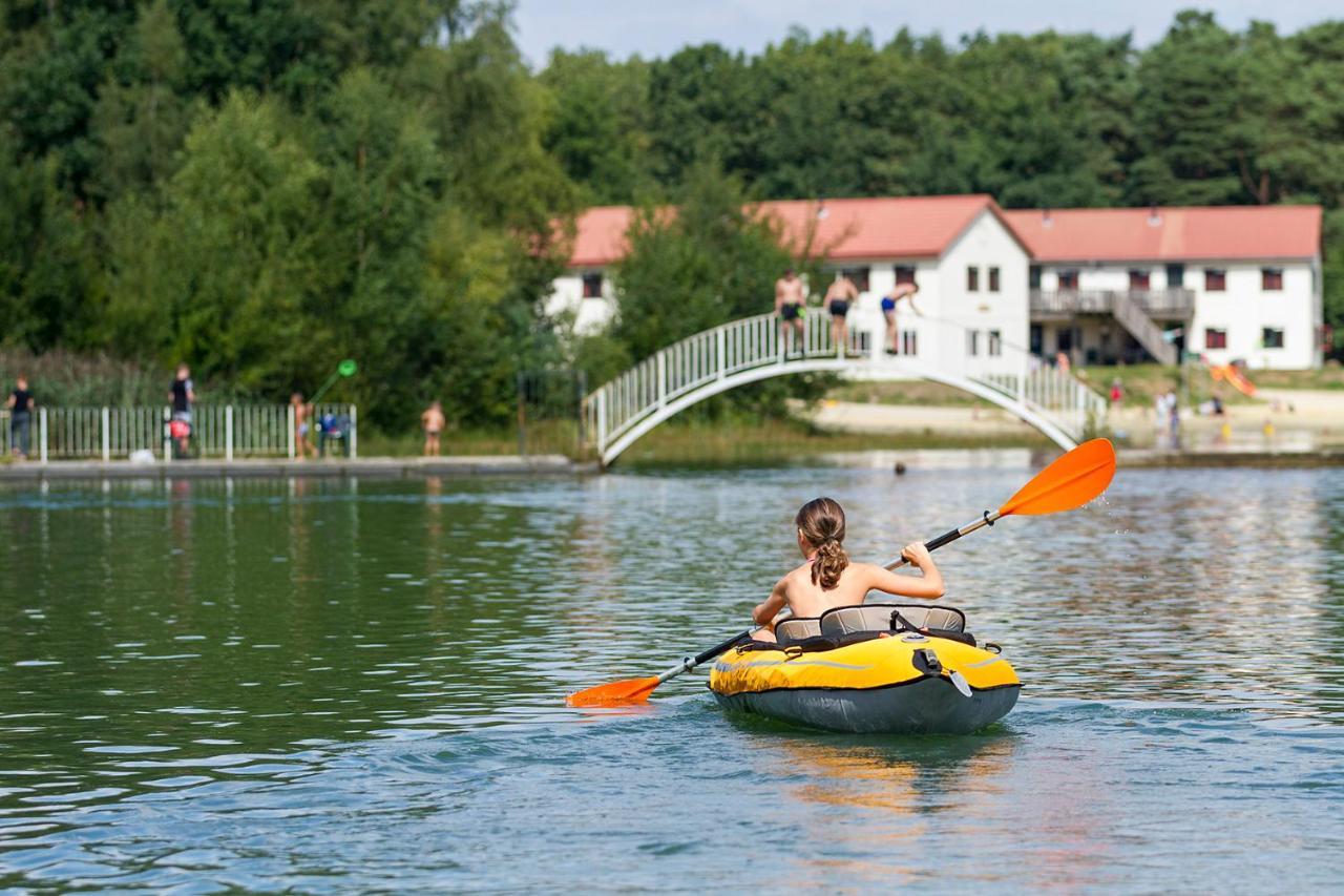 Oostappen Vakantiepark Hengelhoef Nv 호텔 Aan de Wolfsberg 외부 사진