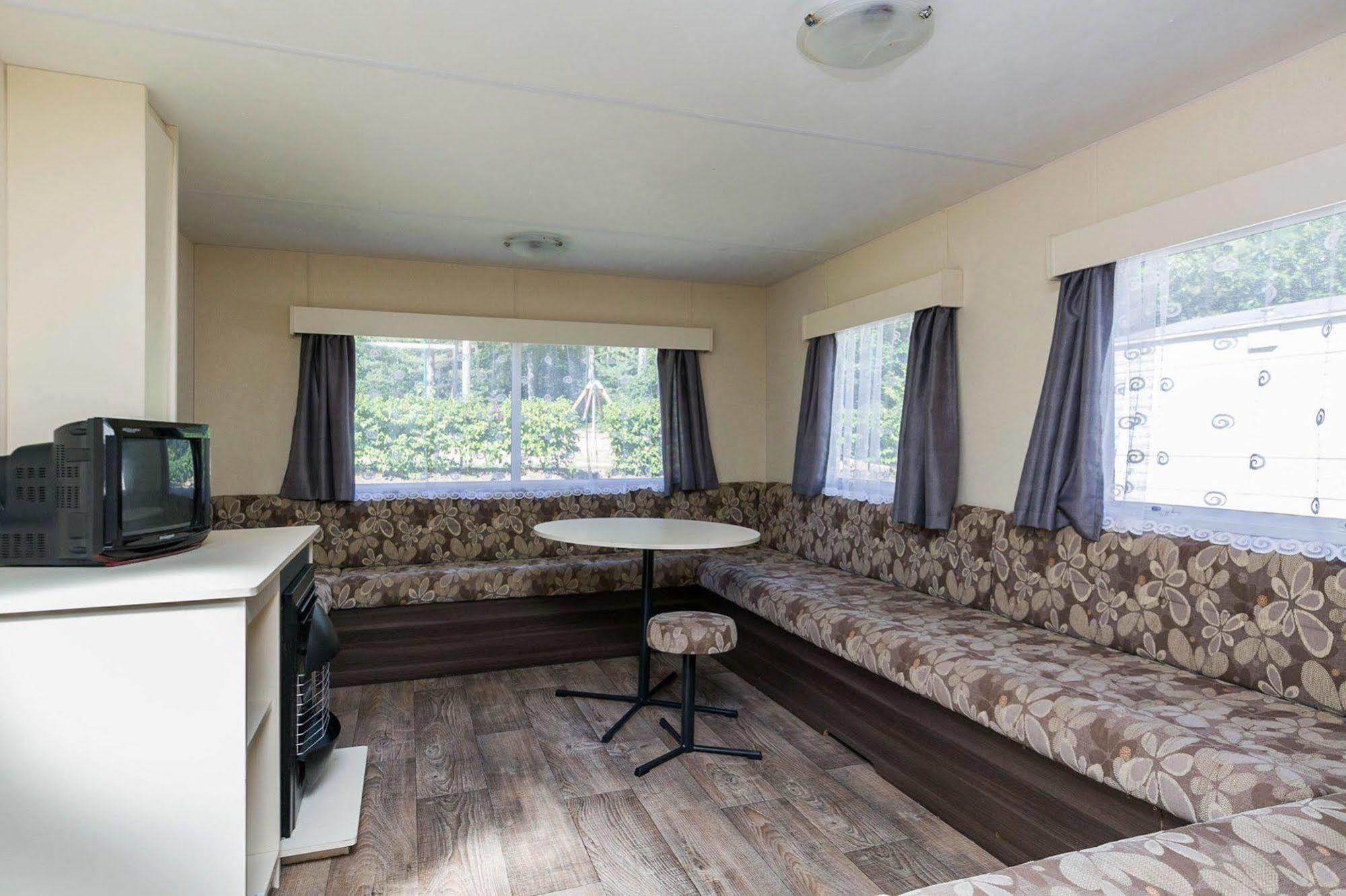 Oostappen Vakantiepark Hengelhoef Nv 호텔 Aan de Wolfsberg 외부 사진