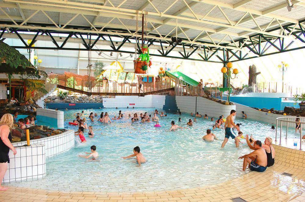 Oostappen Vakantiepark Hengelhoef Nv 호텔 Aan de Wolfsberg 외부 사진